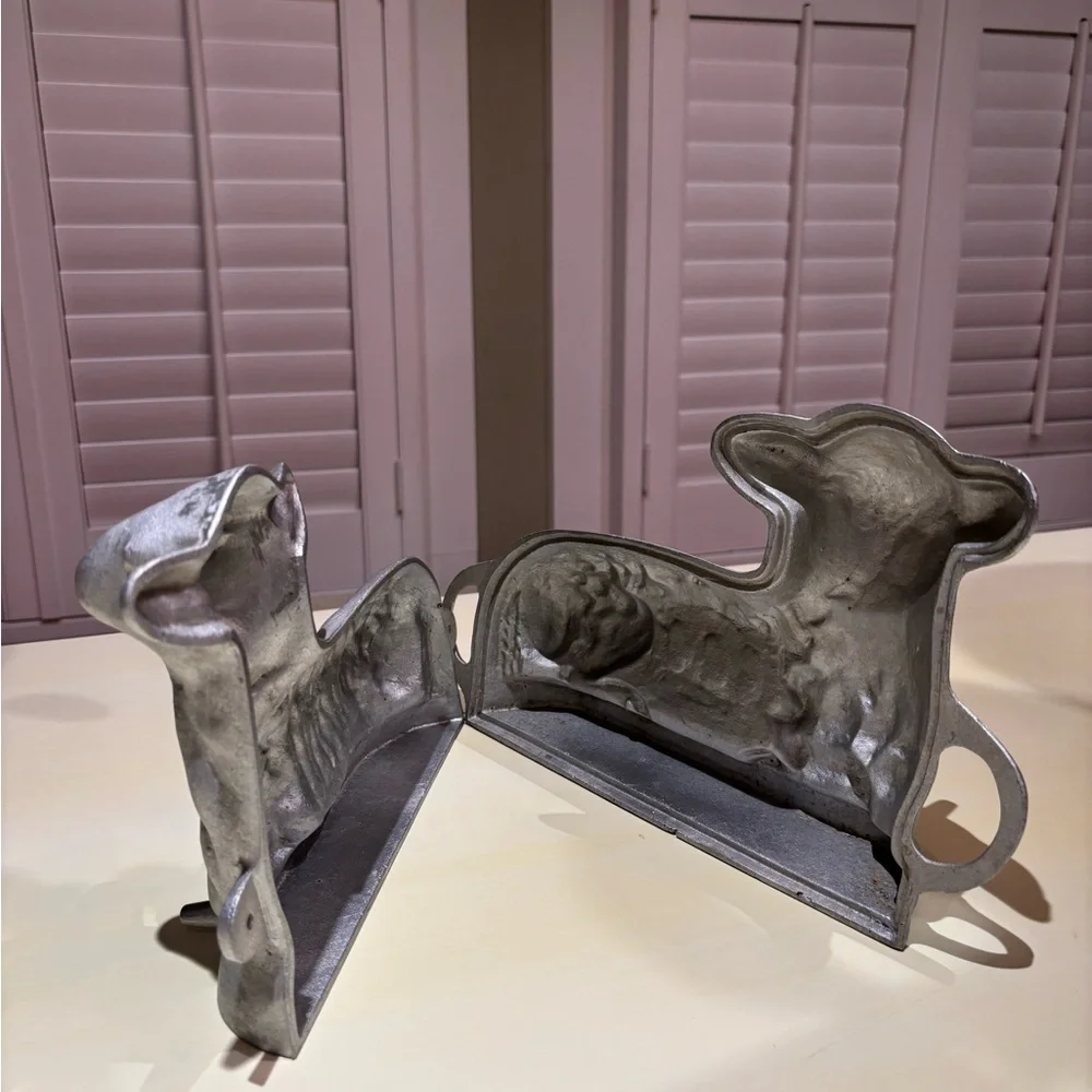 Vintage Baker’s Coconut Lamb Cake Mold Aluminum Easter Baking Pan